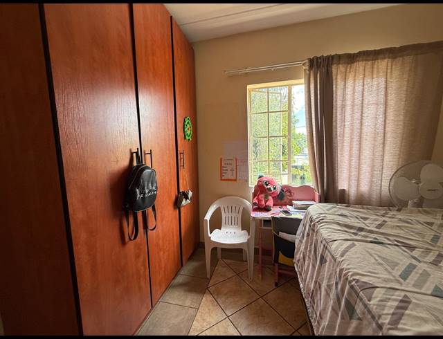 2 BEDROOM APARTMENT FOR SALE IN RUSTENBURG CENTRAL